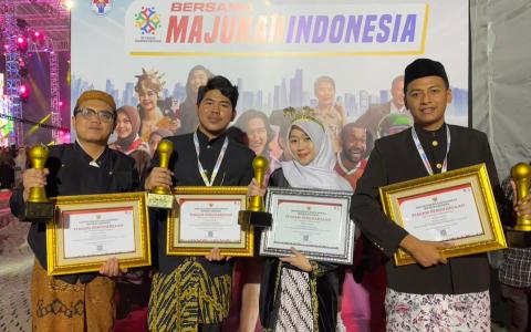 4 Wakil di 3  Akbar Anugrah Wirausaha Muda Berprestasi Nasional 2023, Jawa Barat Sabet  Kampiun  Generik 